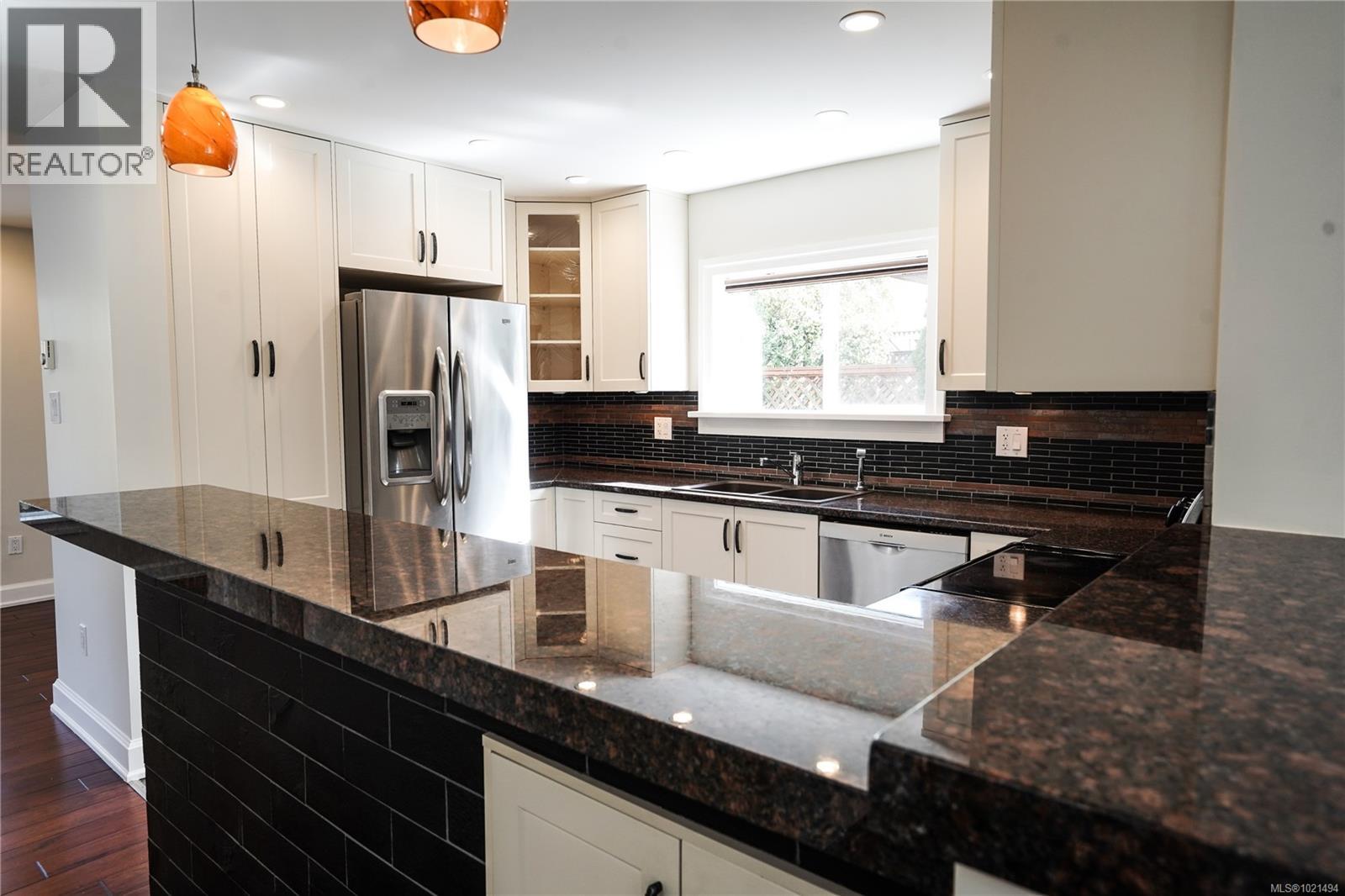  2617 Doncaster Drive, Victoria