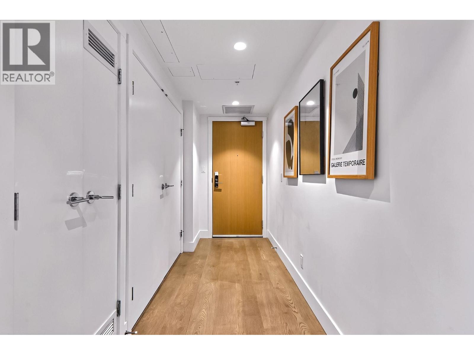 1301 1675 LIONS GATE LANE, North Vancouver