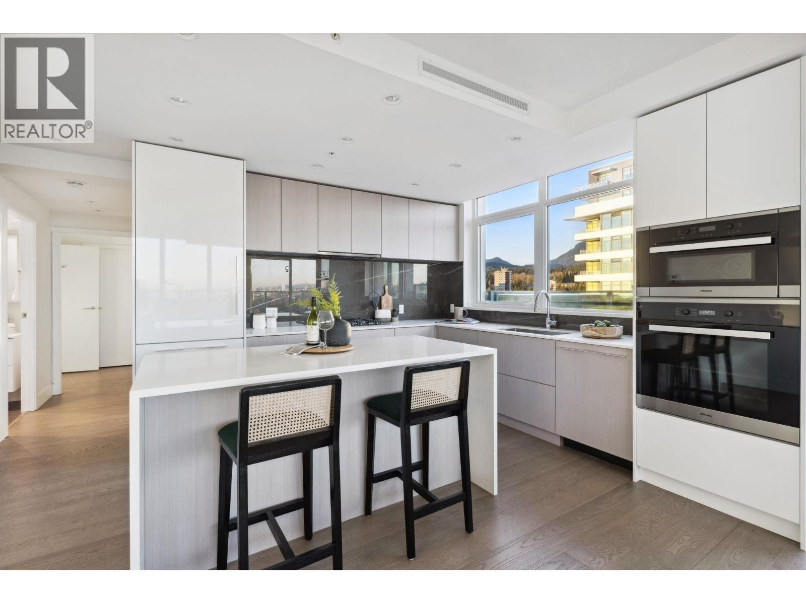 1301 1675 LIONS GATE LANE, North Vancouver