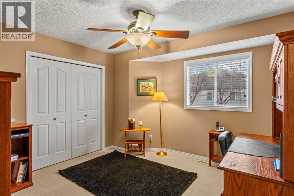 Single Family House for Sale in  Mt Aberdeen Manor SE McKenzie Lake Calgary 