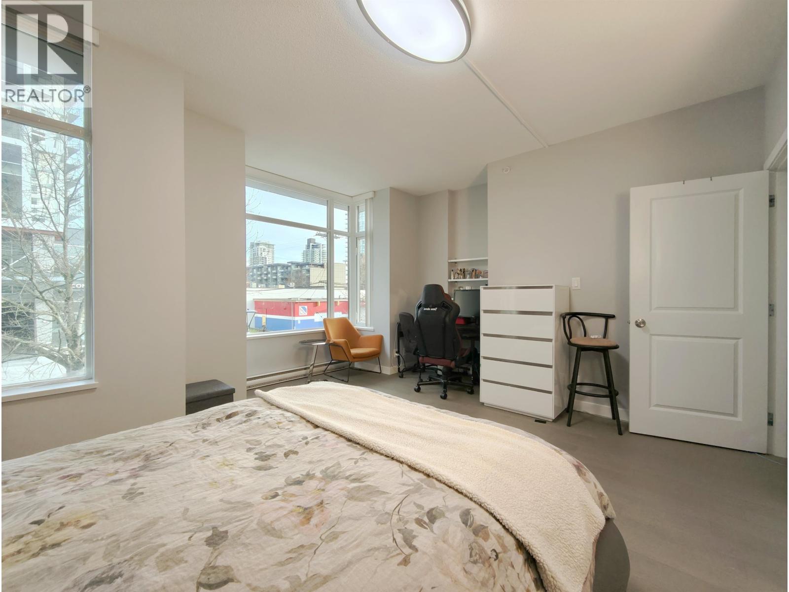 TH16 2089 ROSSER AVENUE, Burnaby