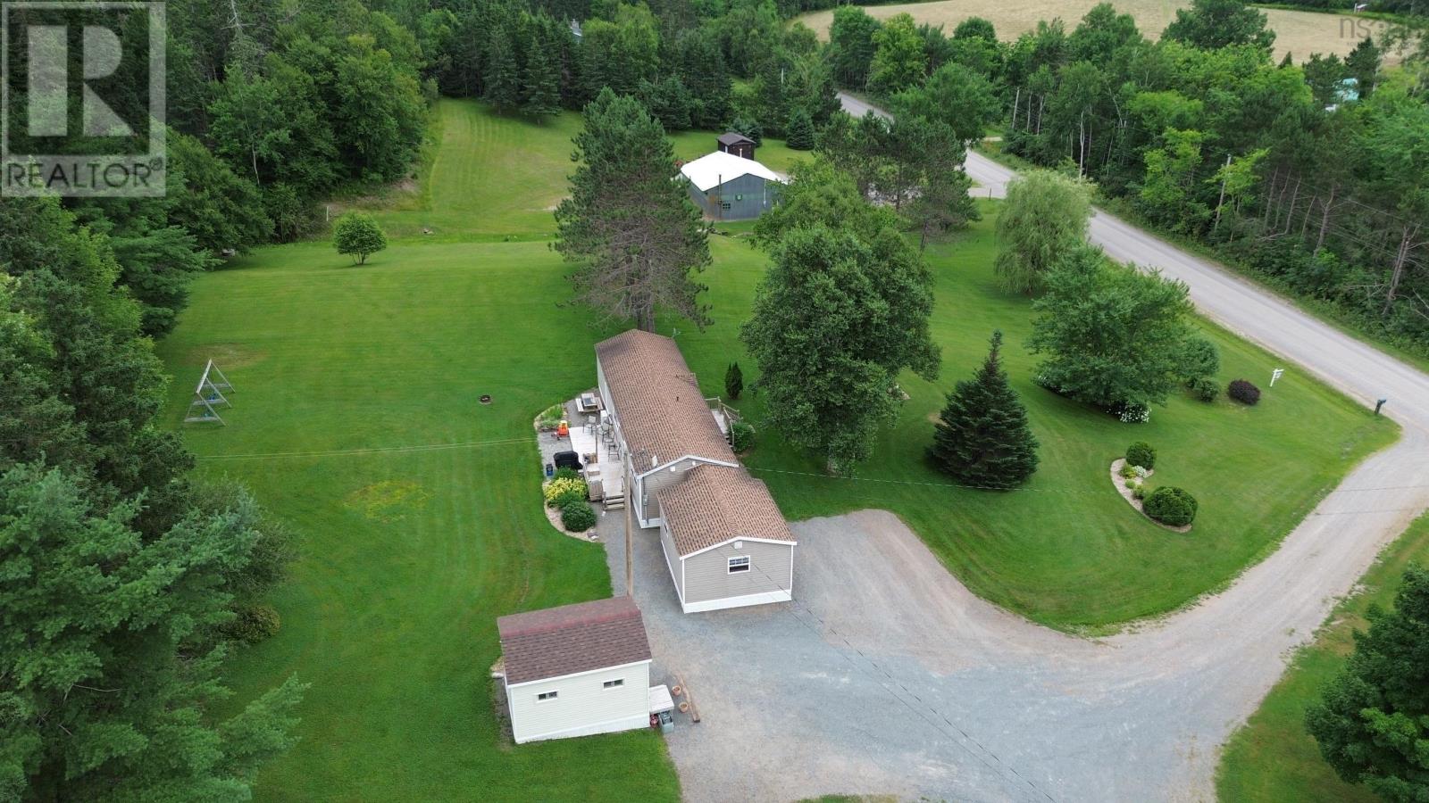 Property 24 of 49 of 1824 Glen Road