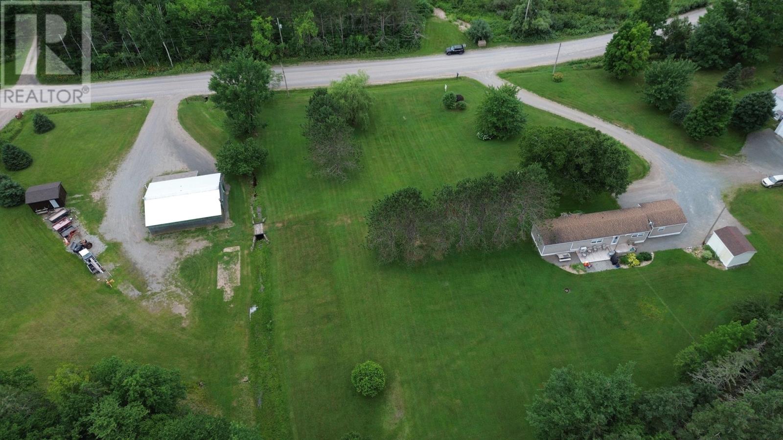 Property 31 of 49 of 1824 Glen Road