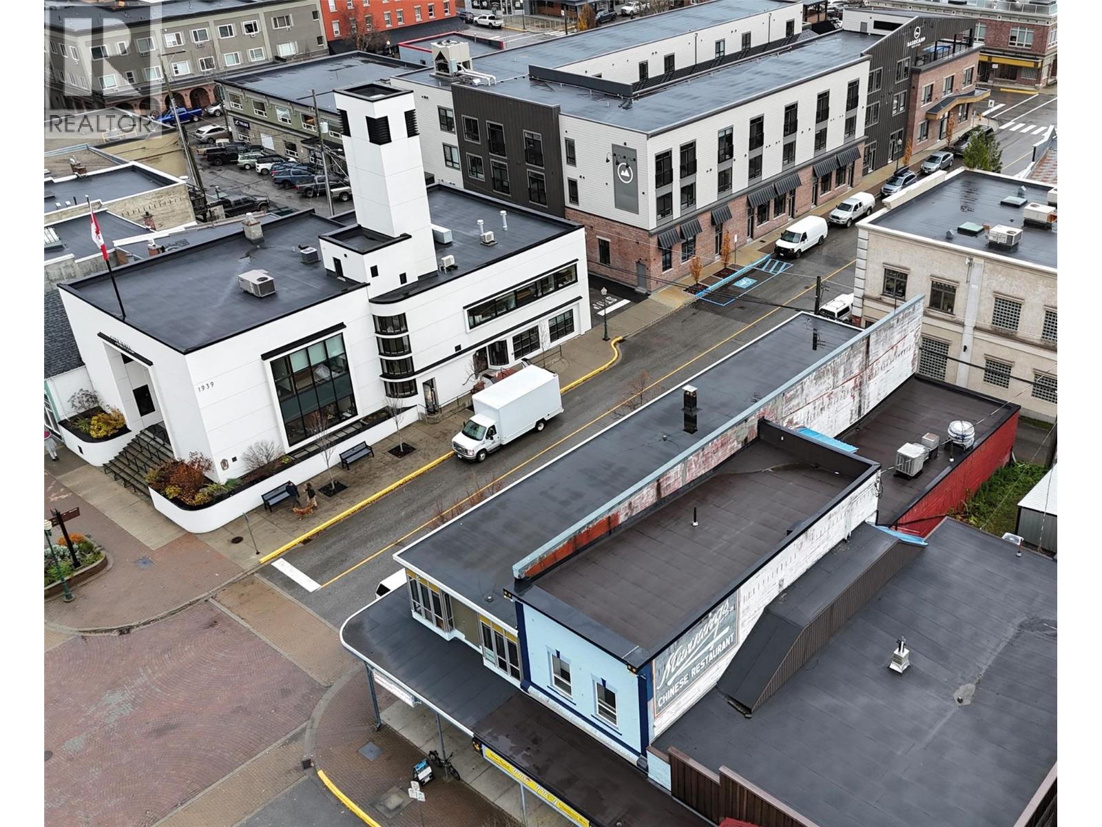 302 Mackenzie Avenue, Revelstoke