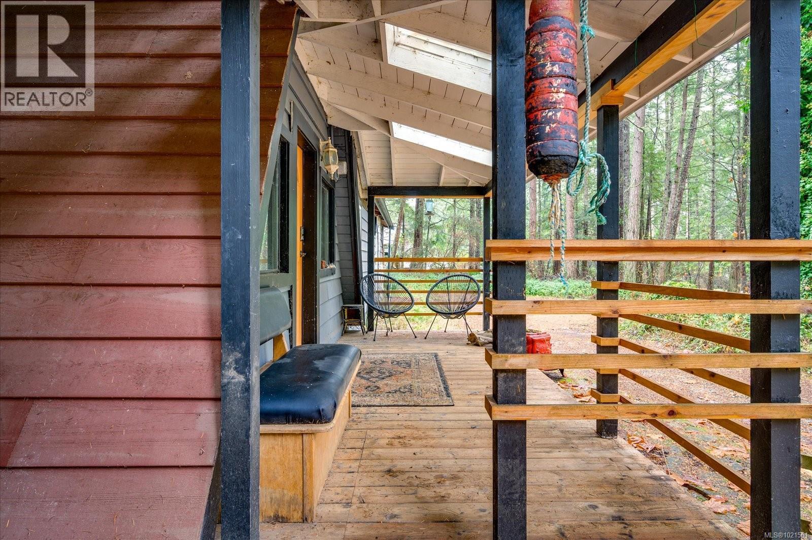 1535 Whalebone Dr, Gabriola Island