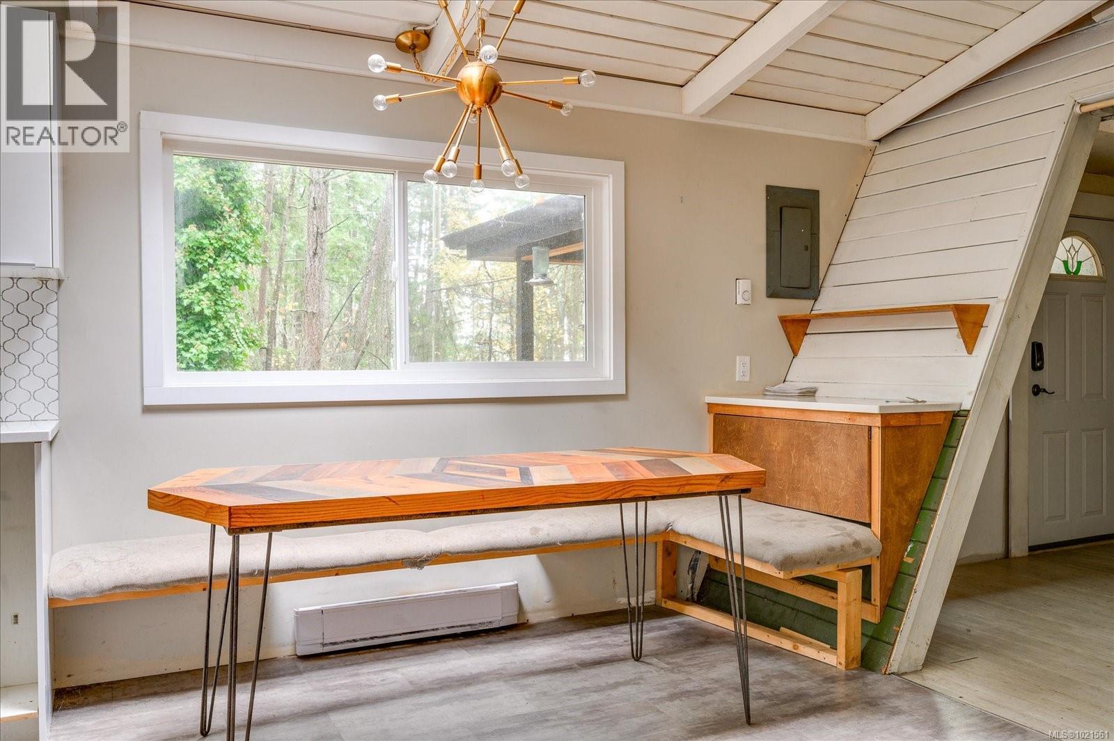 1535 Whalebone Dr, Gabriola Island