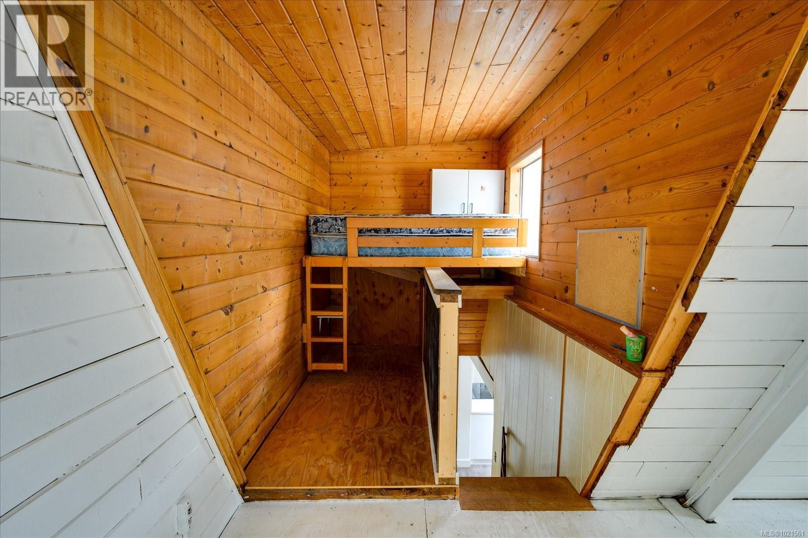 1535 Whalebone Dr, Gabriola Island