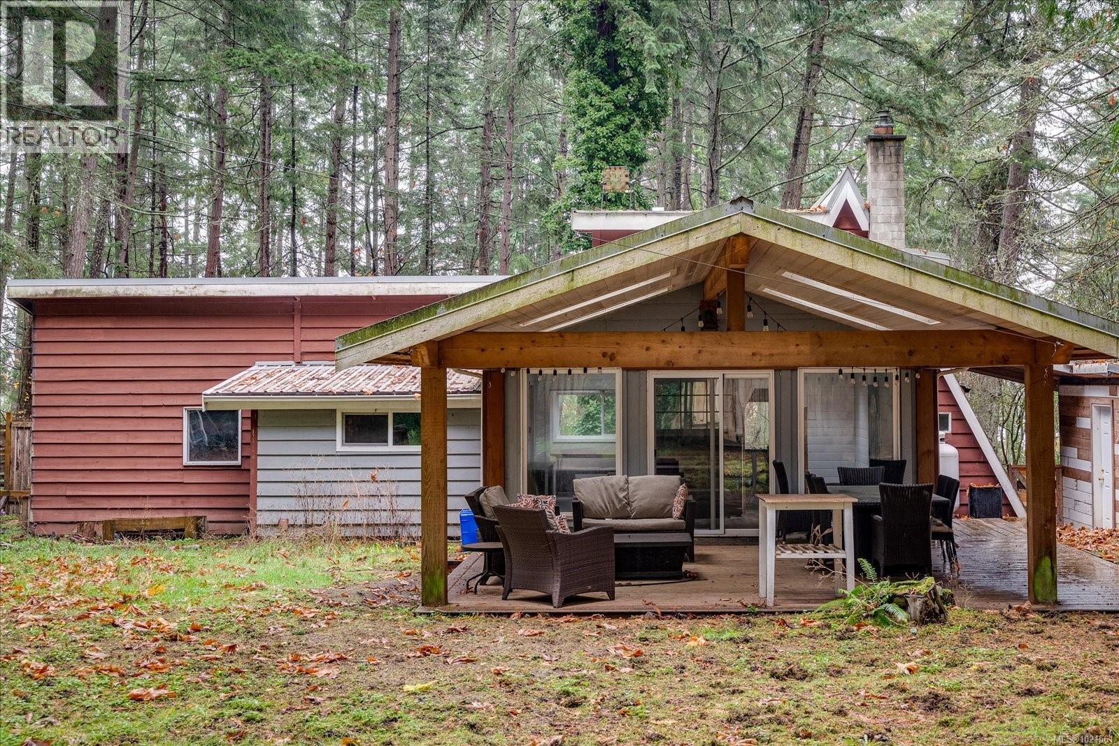 1535 Whalebone Dr, Gabriola Island