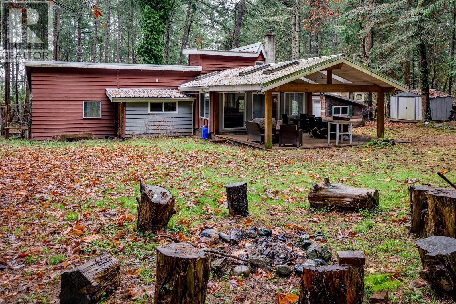 1535 Whalebone Dr, Gabriola Island