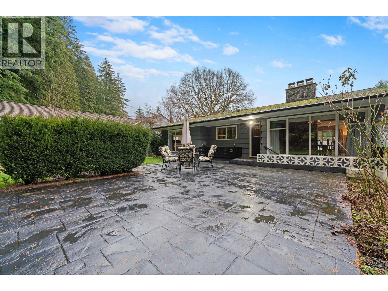 385 STEVENS DRIVE, West Vancouver