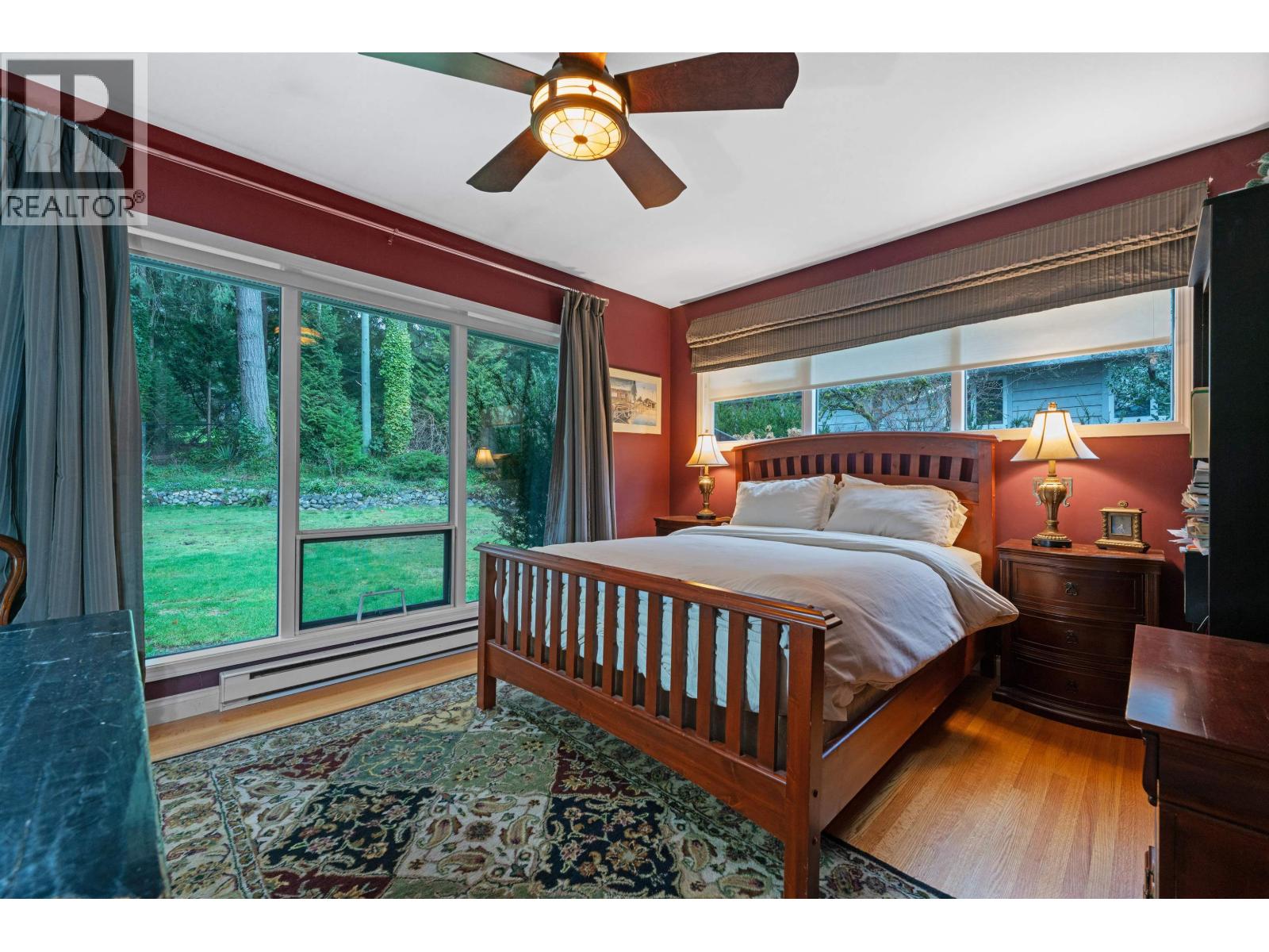 385 STEVENS DRIVE, West Vancouver