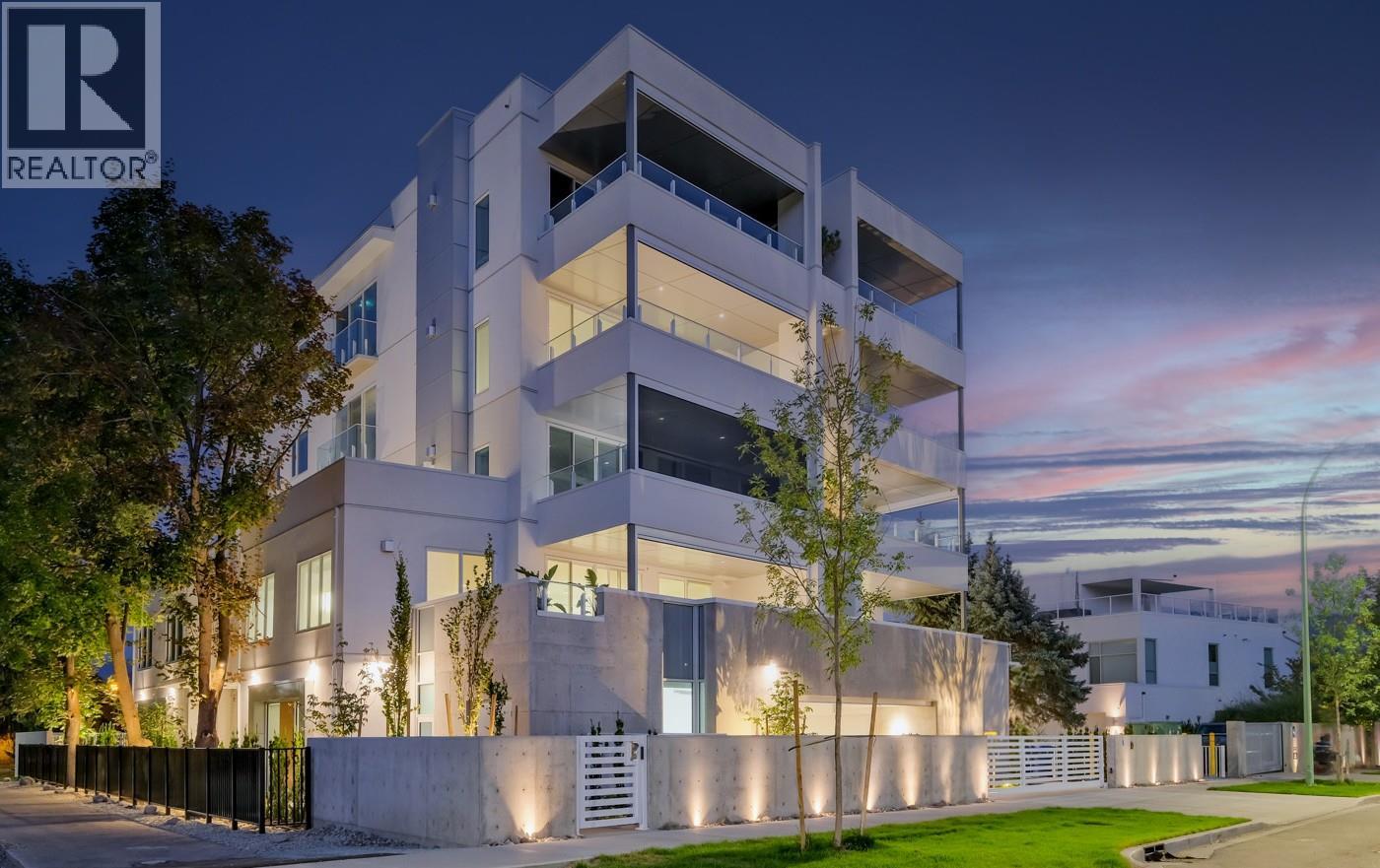 #201-4071 Lakeshore Road, Kelowna