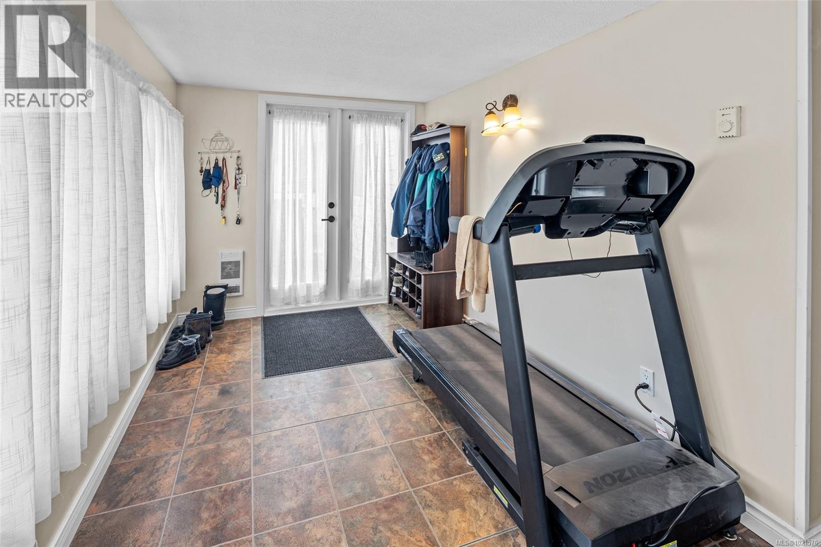 3 2607 Selwyn Road, Langford