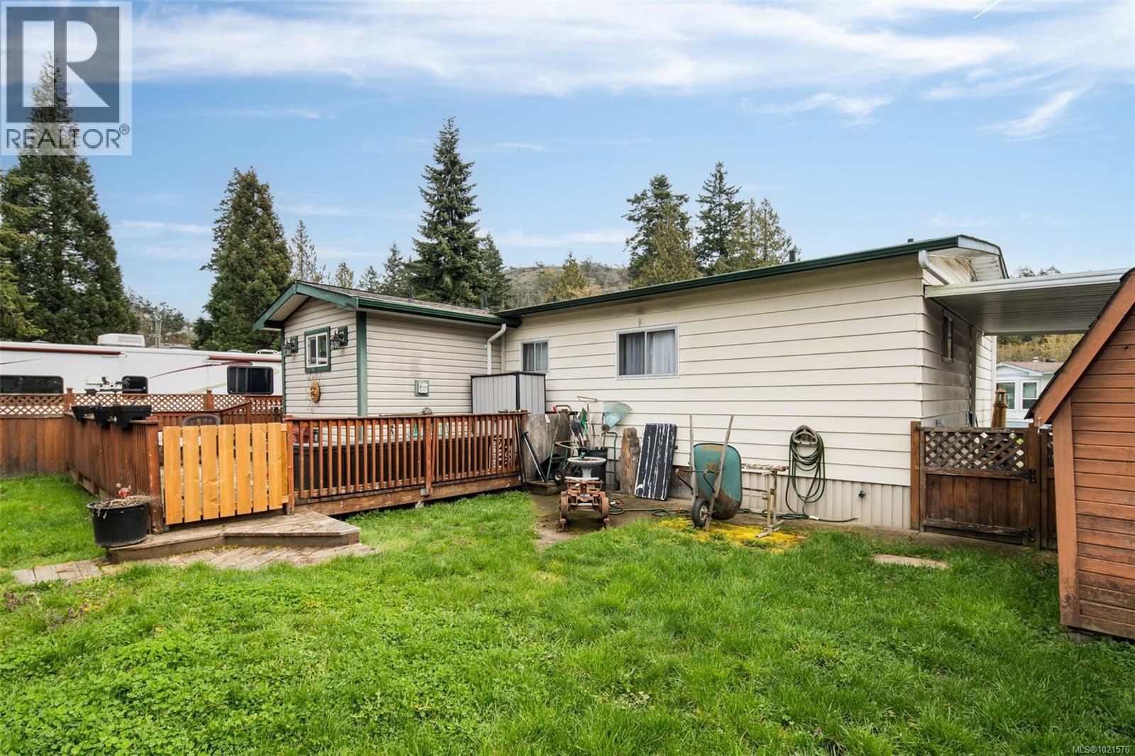 3 2607 Selwyn Road, Langford