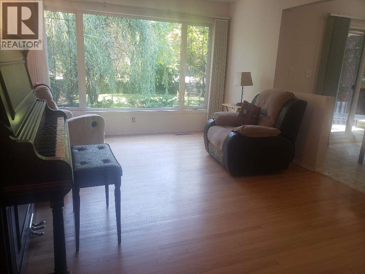  1980 Ethel Street, Kelowna