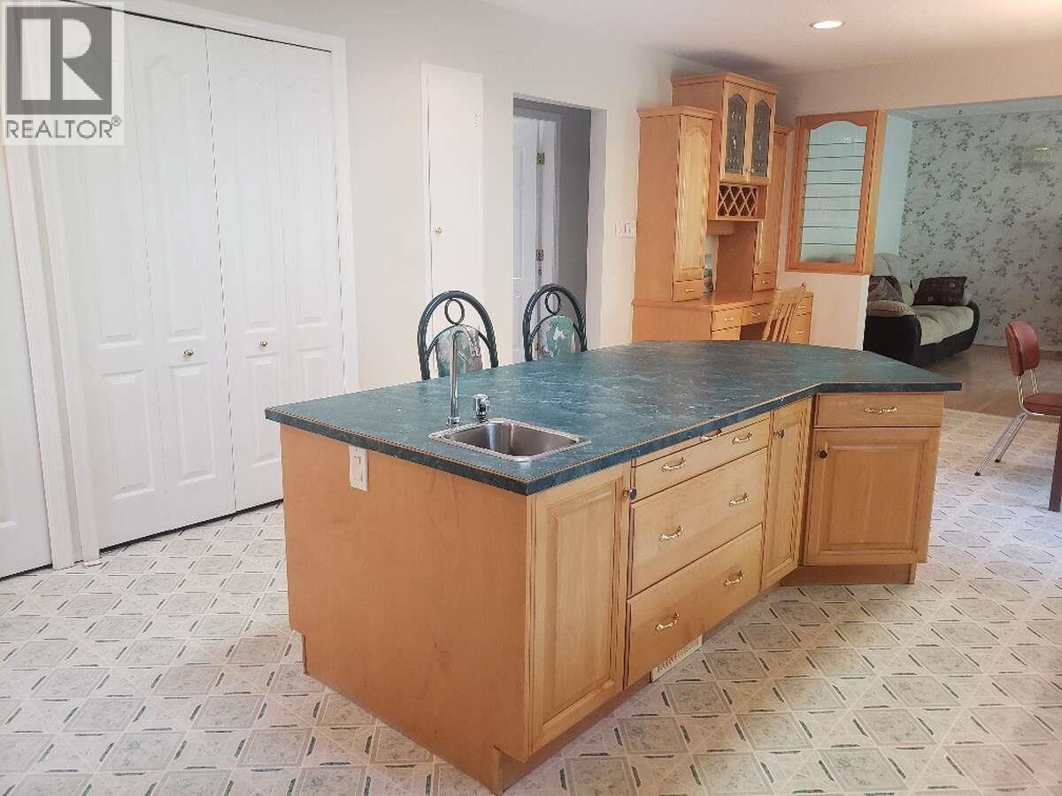  1980 Ethel Street, Kelowna