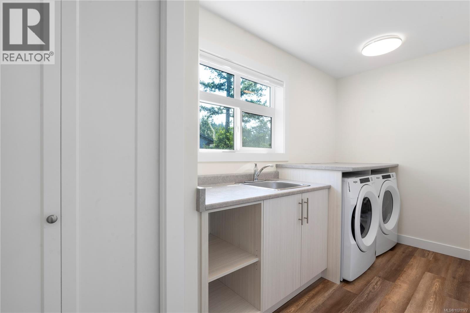 110 3559 Vision Way, Langford