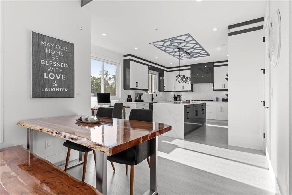 8555 FOREST GATE DRIVE, Eastern Hillsides, Chilliwack