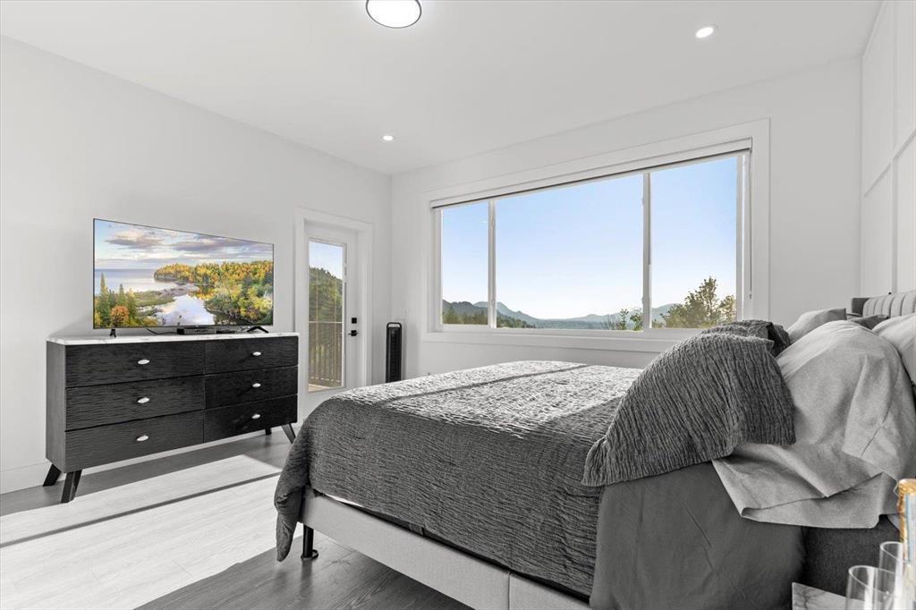 8555 FOREST GATE DRIVE, Eastern Hillsides, Chilliwack