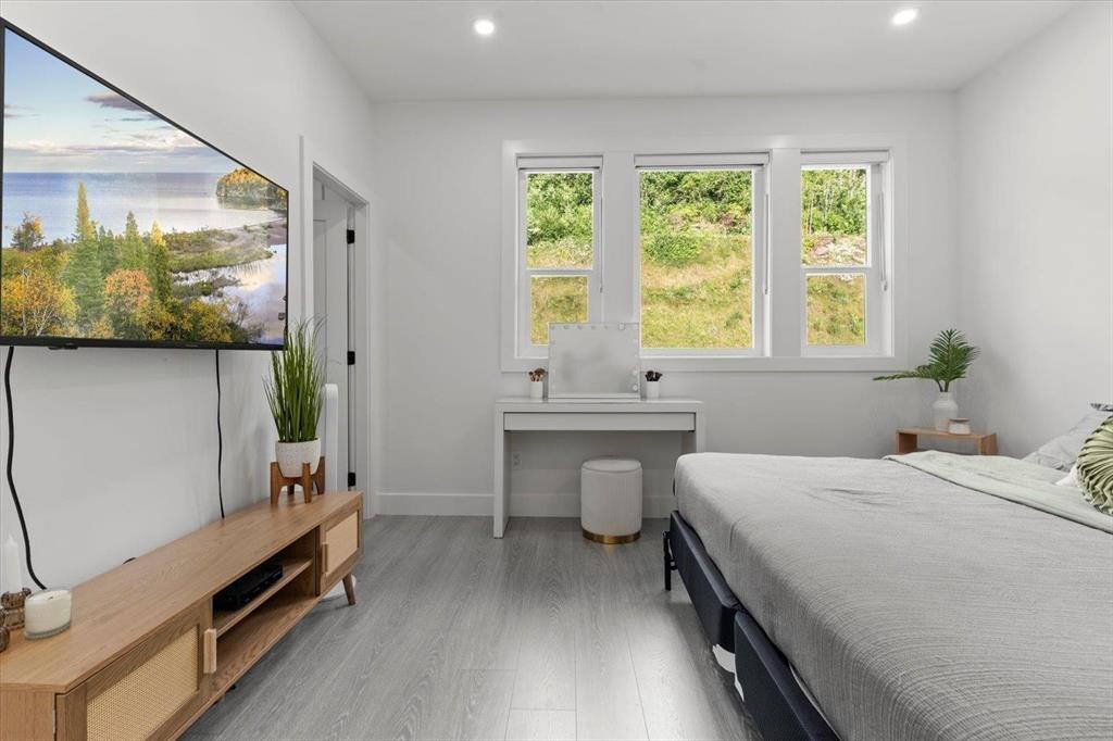 8555 FOREST GATE DRIVE, Eastern Hillsides, Chilliwack