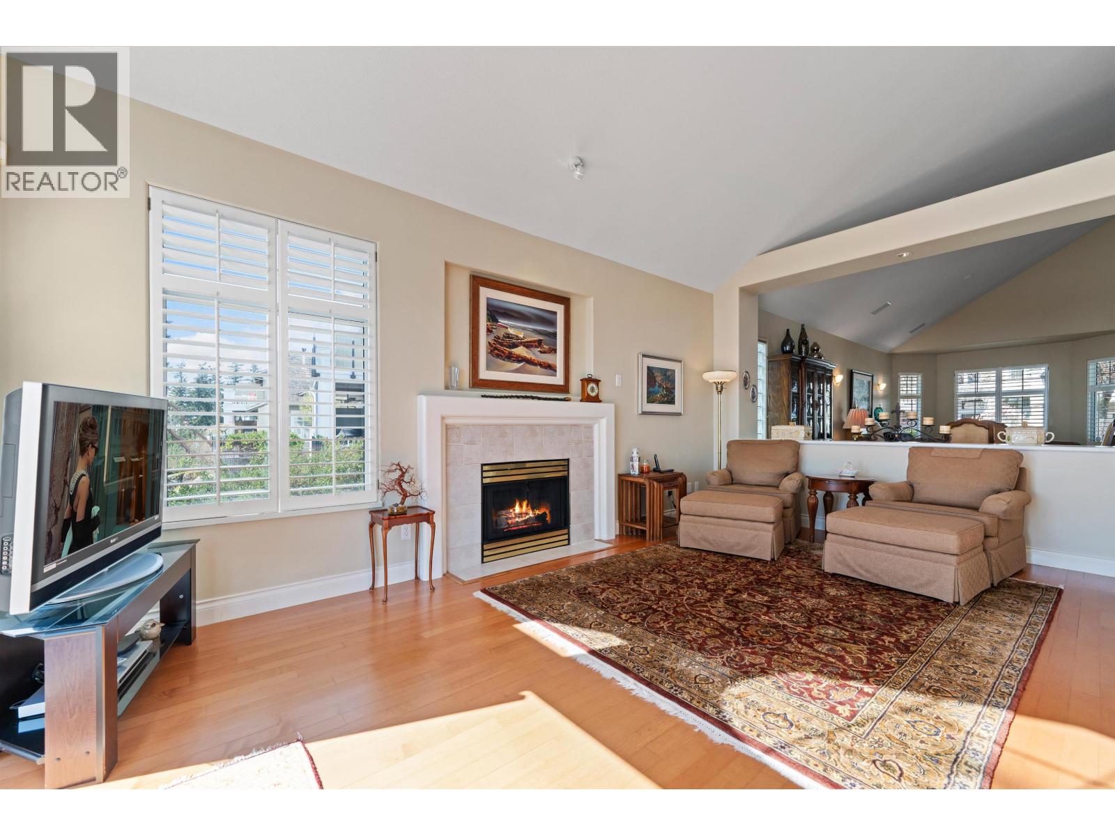 4 5110 ALDERFEILD PLACE, West Vancouver