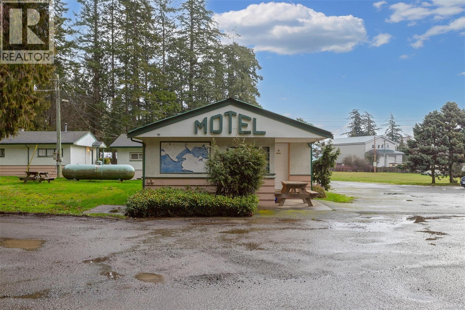  5621 Sooke Road, Sooke