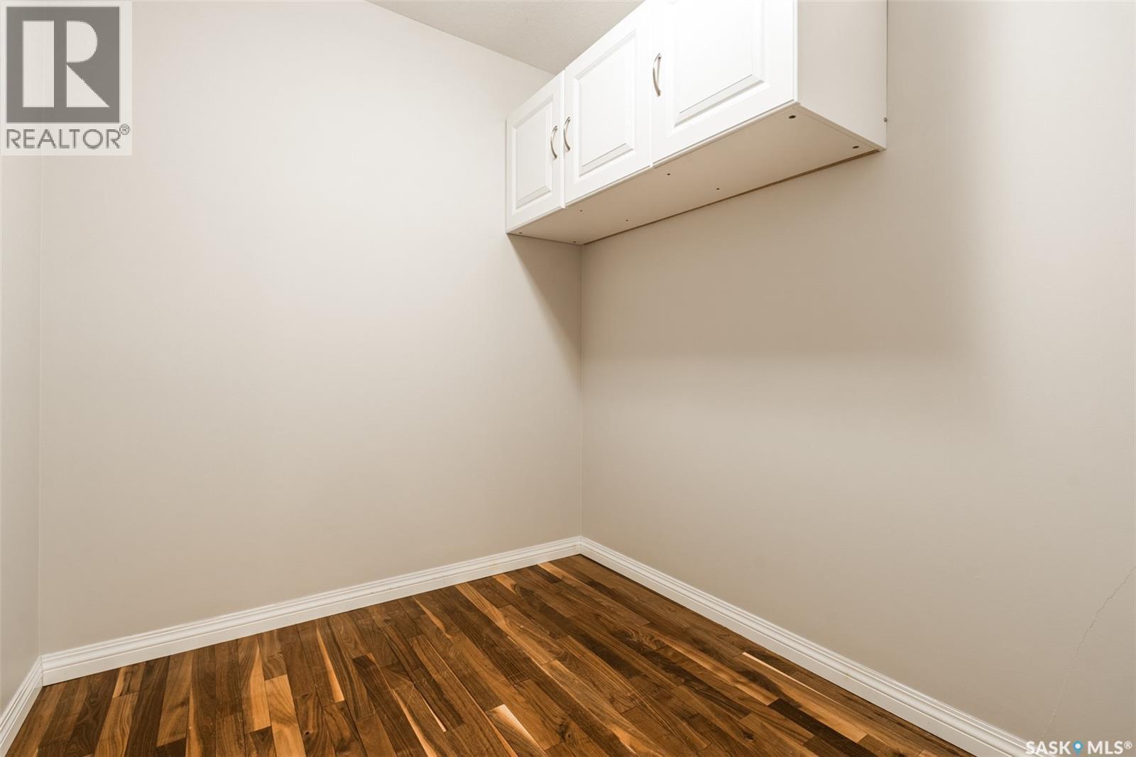 Single Family House Low rise for Sale in   Heath AVENUE Saskatoon 