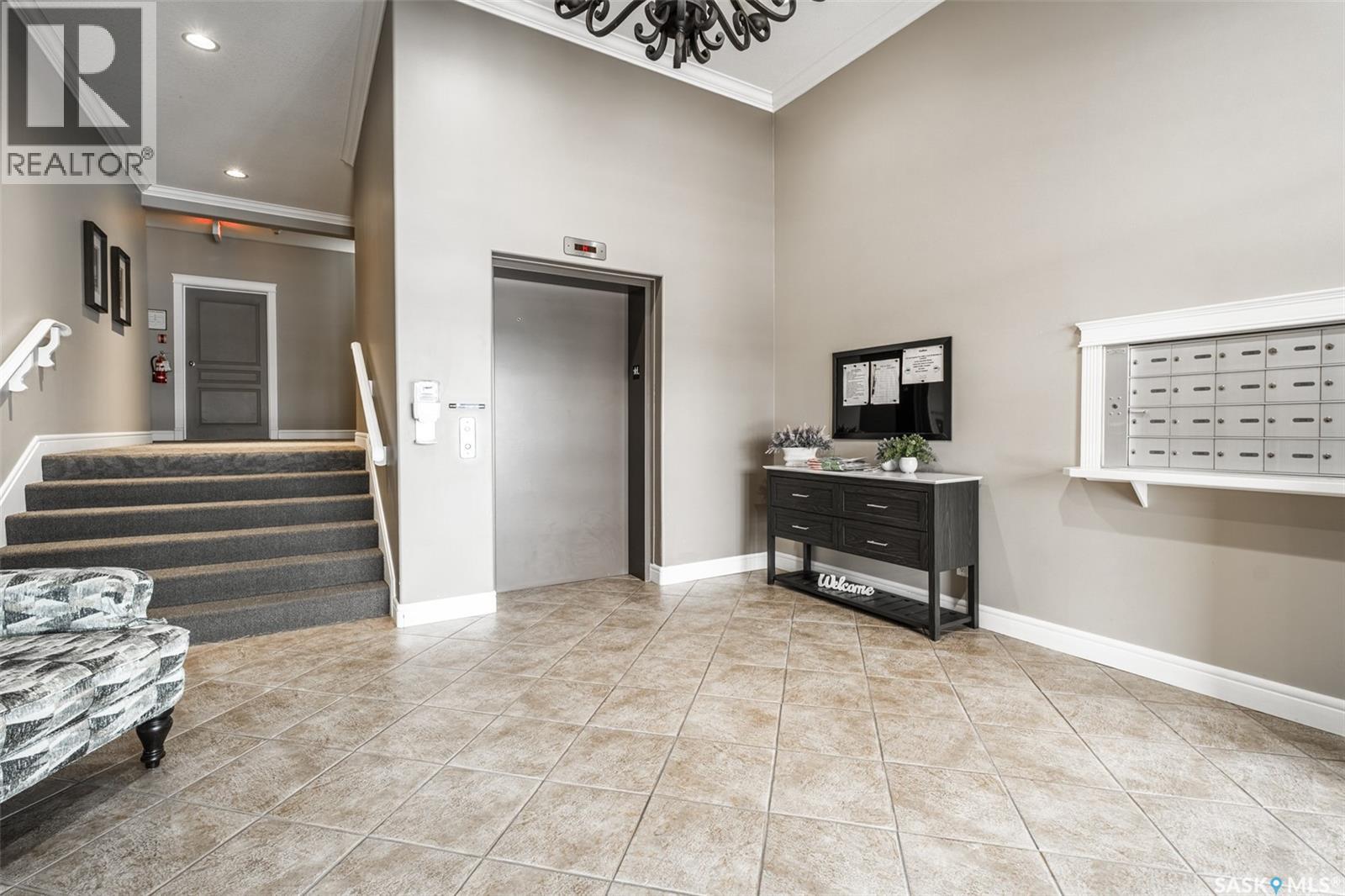 Single Family House Low rise for Sale in   Heath AVENUE Saskatoon 