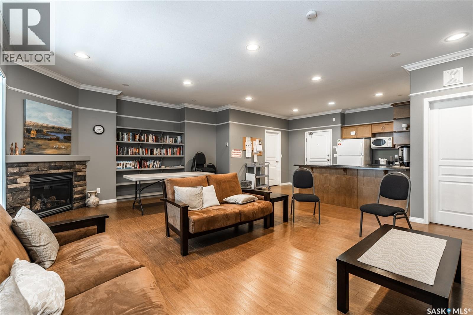 Single Family House Low rise for Sale in   Heath AVENUE Saskatoon 