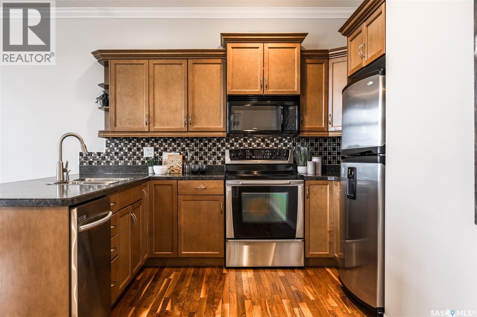 Single Family House Low rise for Sale in   Heath AVENUE Saskatoon 