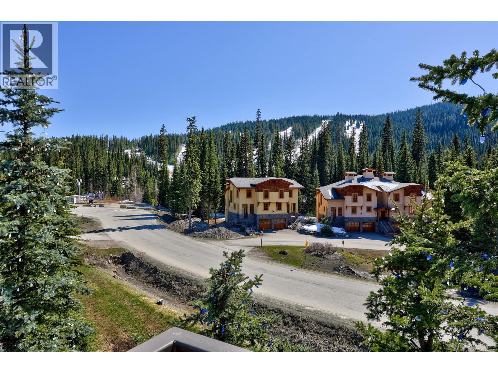6015 VALLEY Drive Unit# 33, Sun Peaks