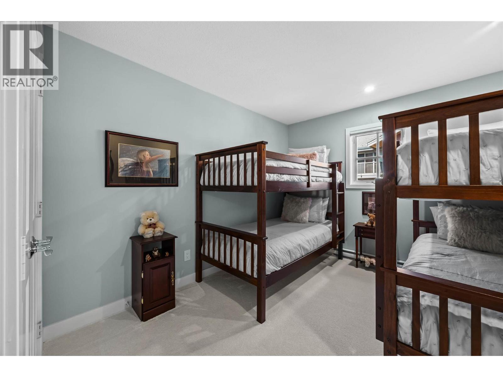 6015 VALLEY Drive Unit# 33, Sun Peaks