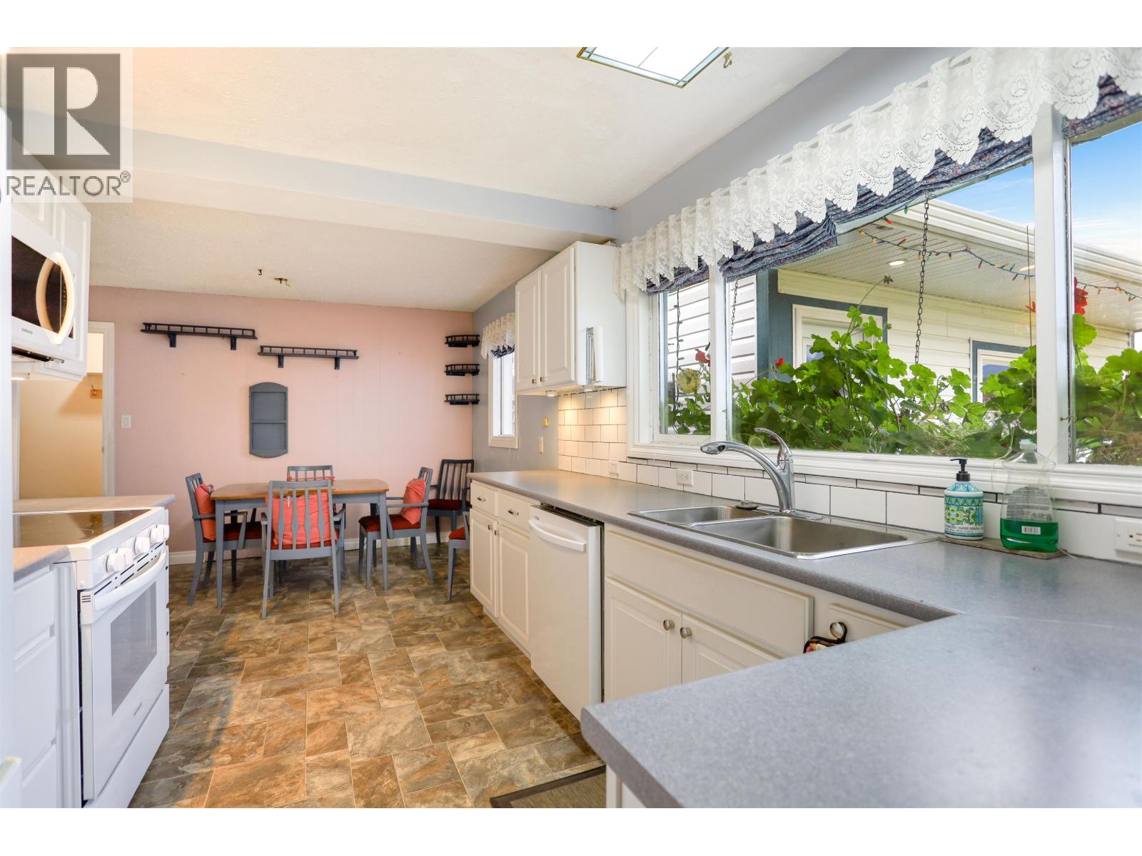 54 SKEENA STREET, Kitimat