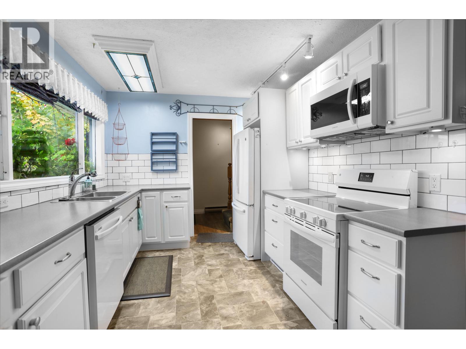 54 SKEENA STREET, Kitimat