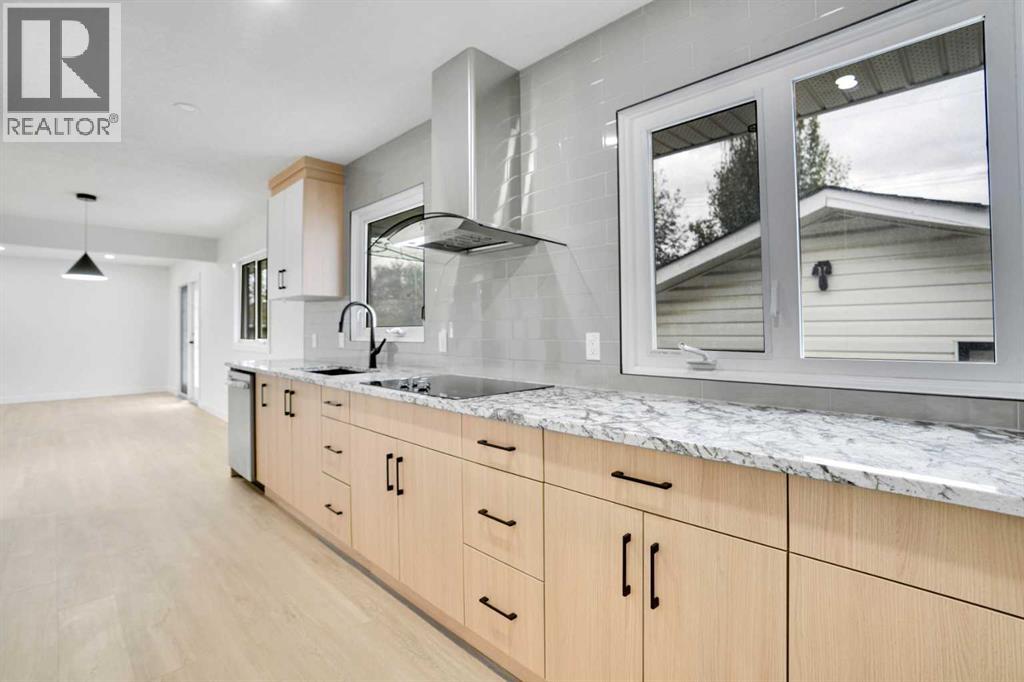 Single Family House Bungalow for Sale in  Buckthorn Road NW Thorncliffe Calgary 