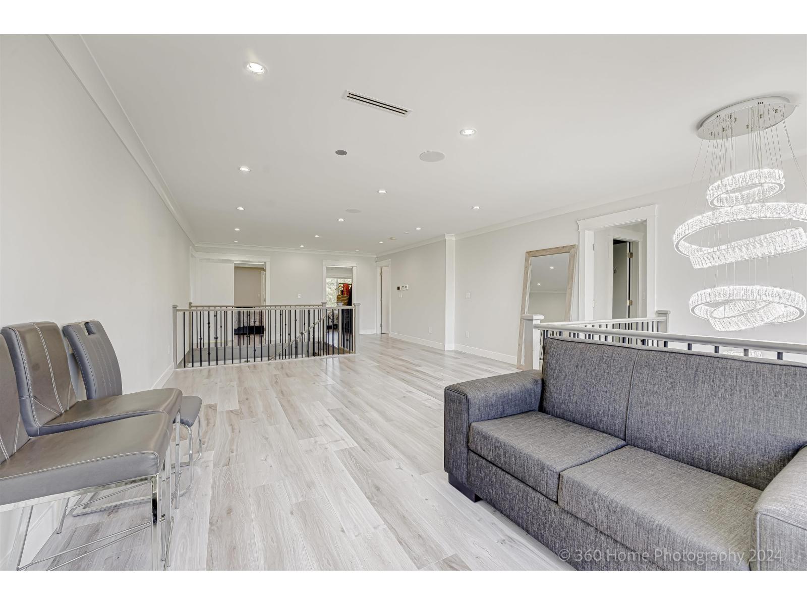 9093 BUCHANAN PLACE, Surrey