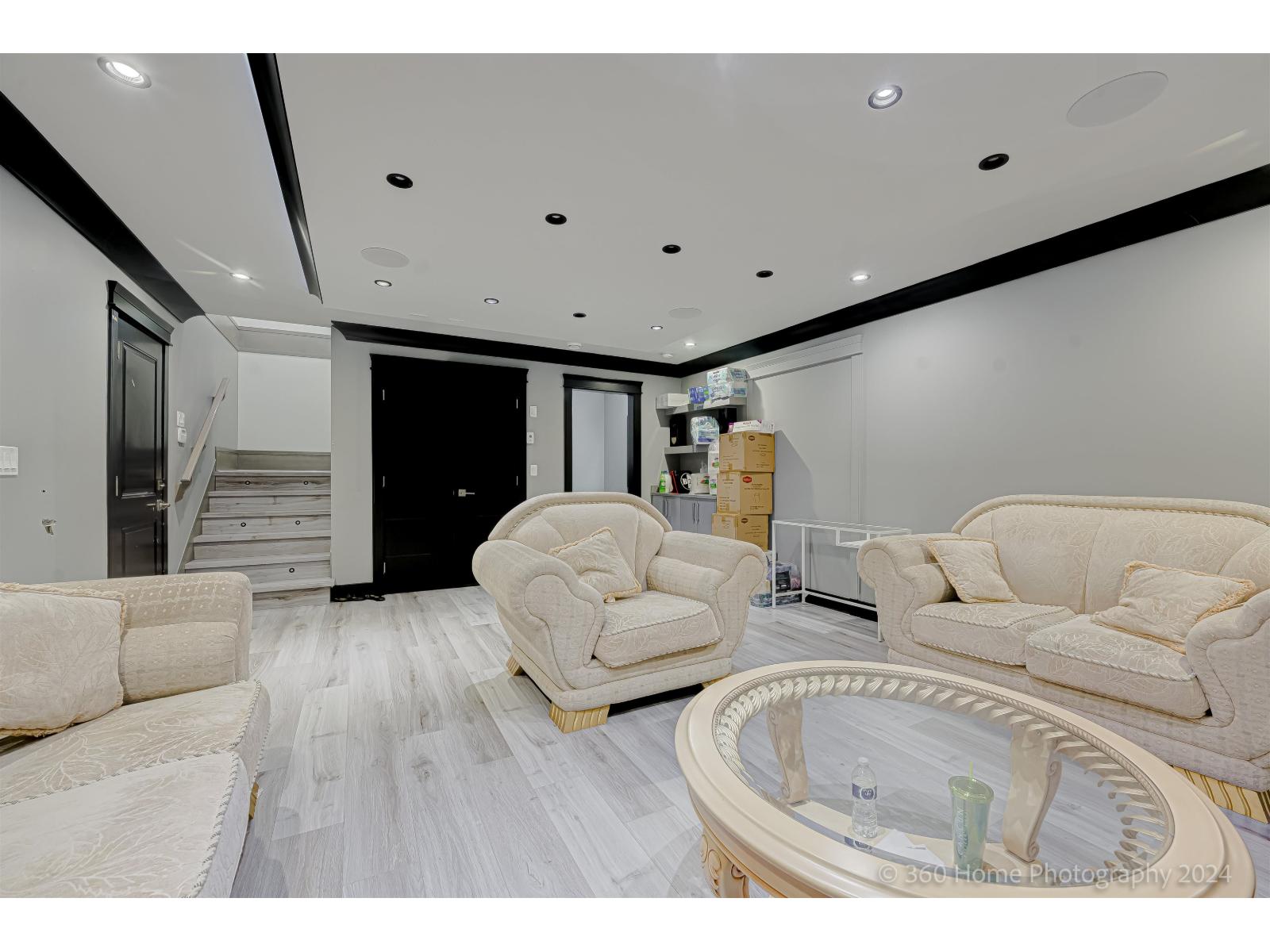 9093 BUCHANAN PLACE, Surrey