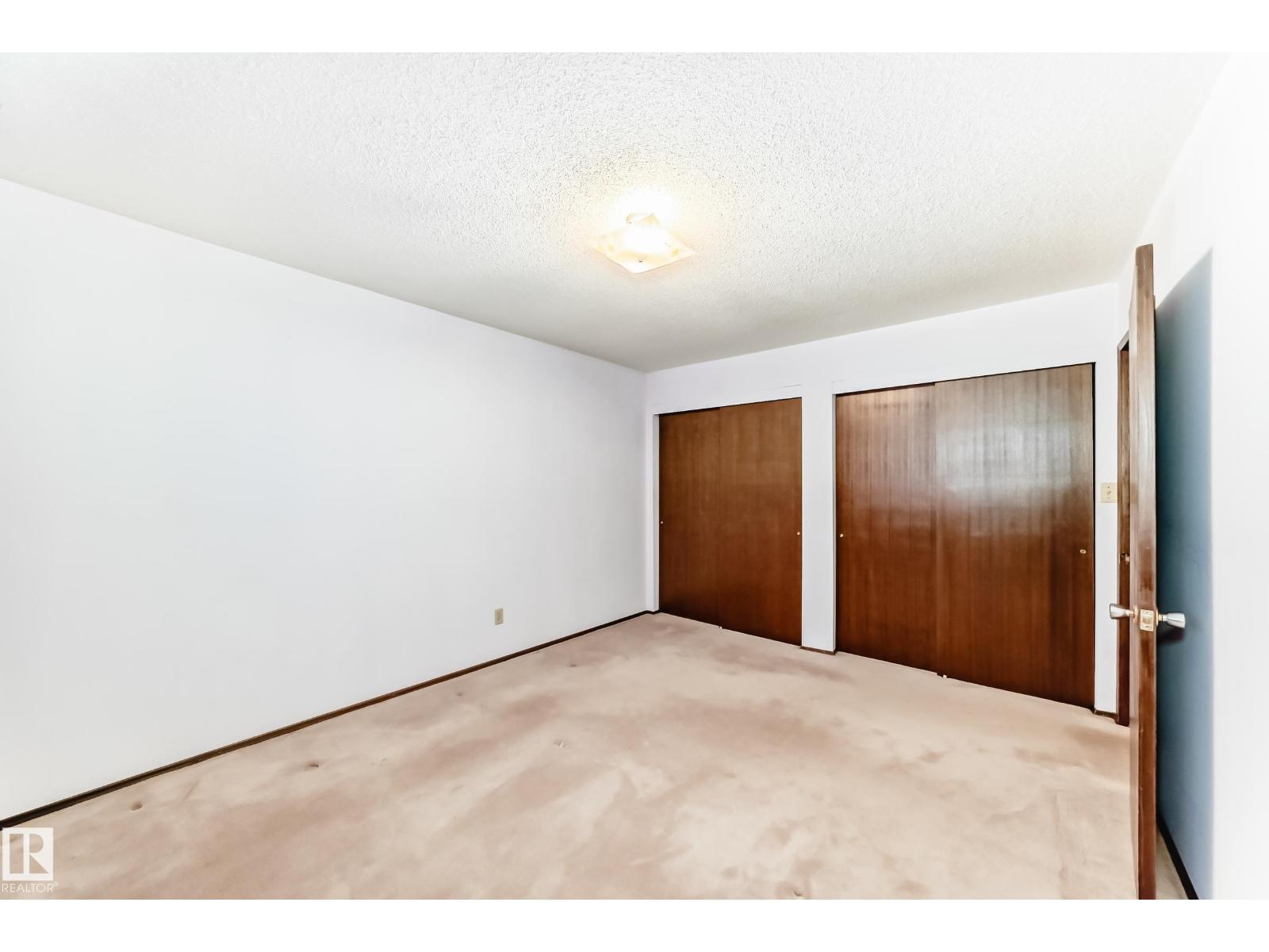 4813 52 AV, Stony Plain