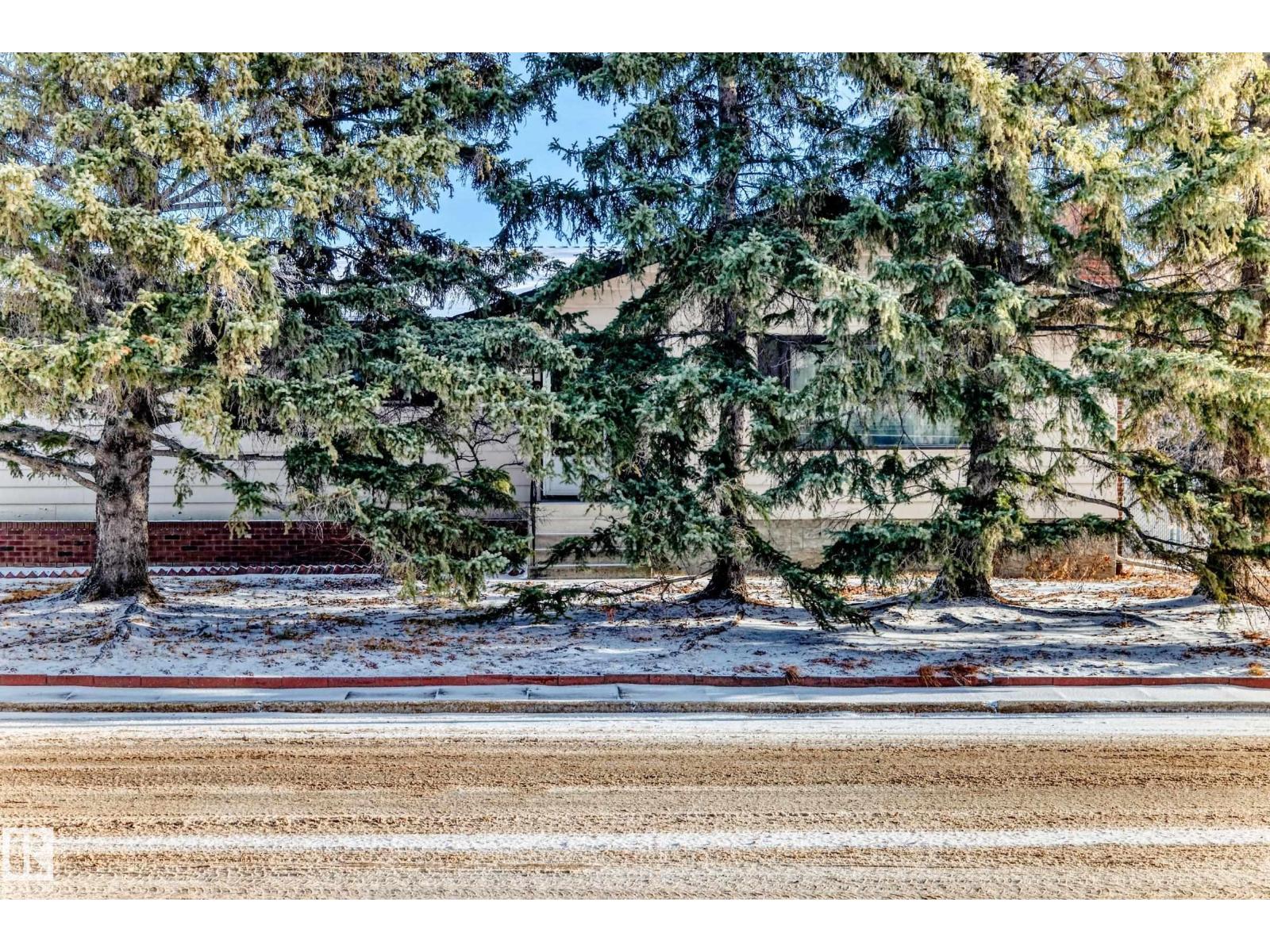 4813 52 AV, Stony Plain