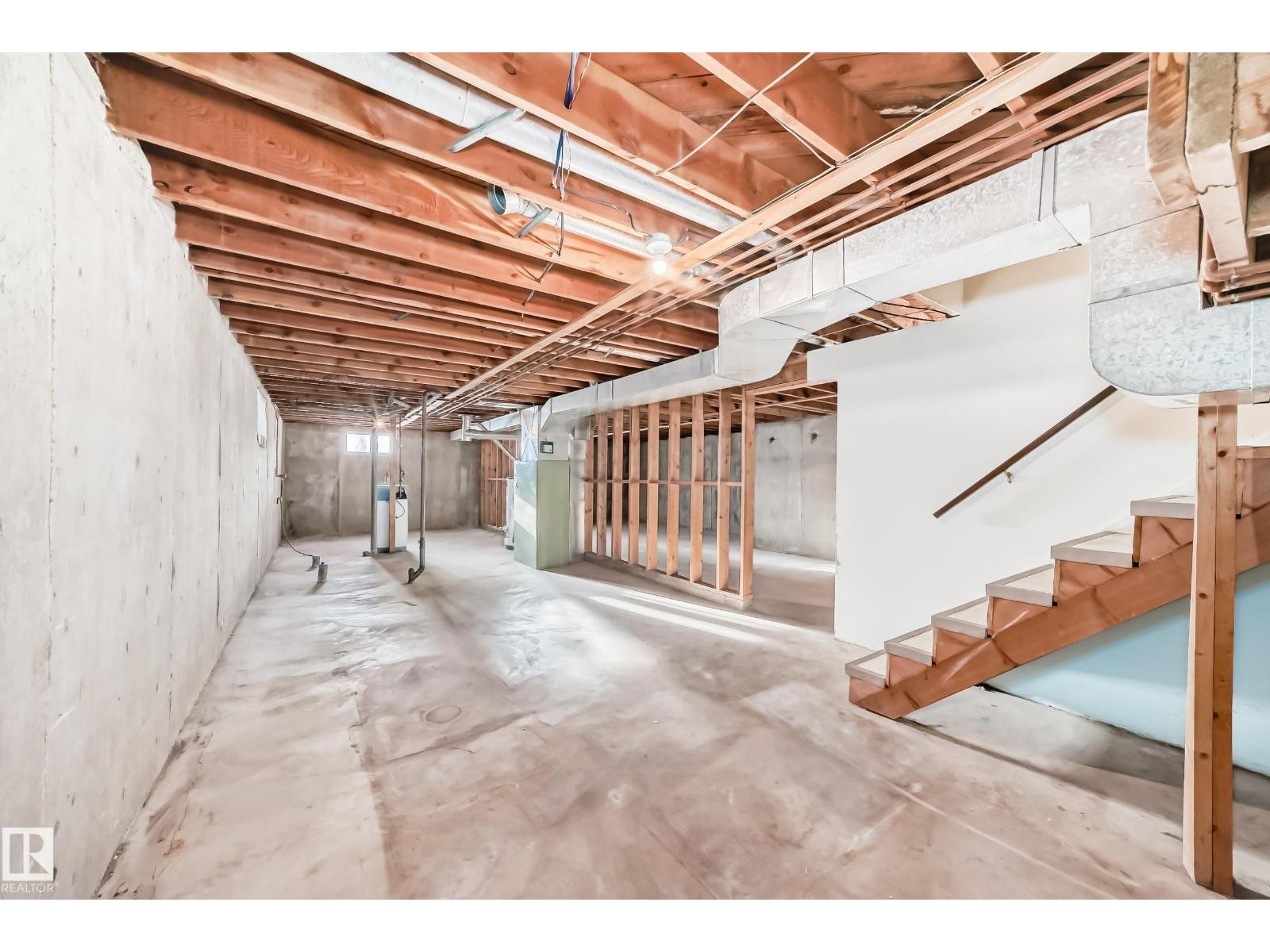 4813 52 AV, Stony Plain