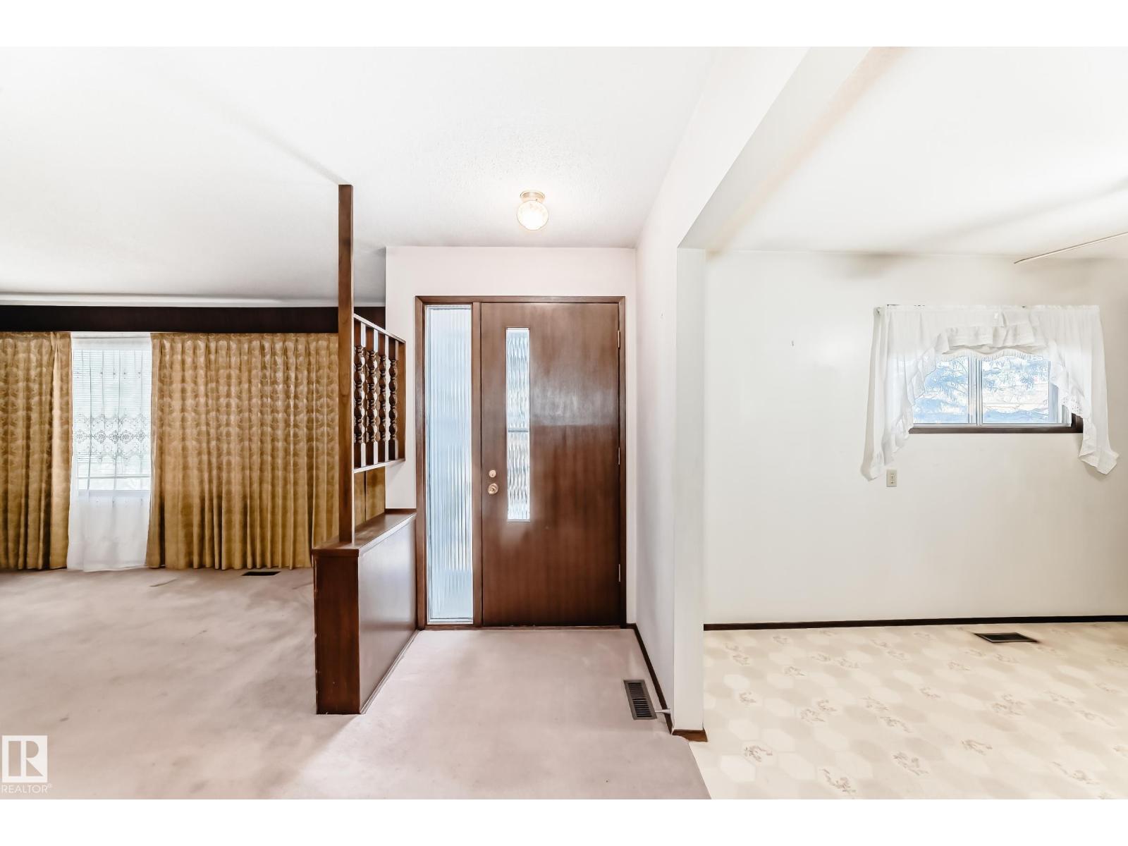 4813 52 AV, Stony Plain