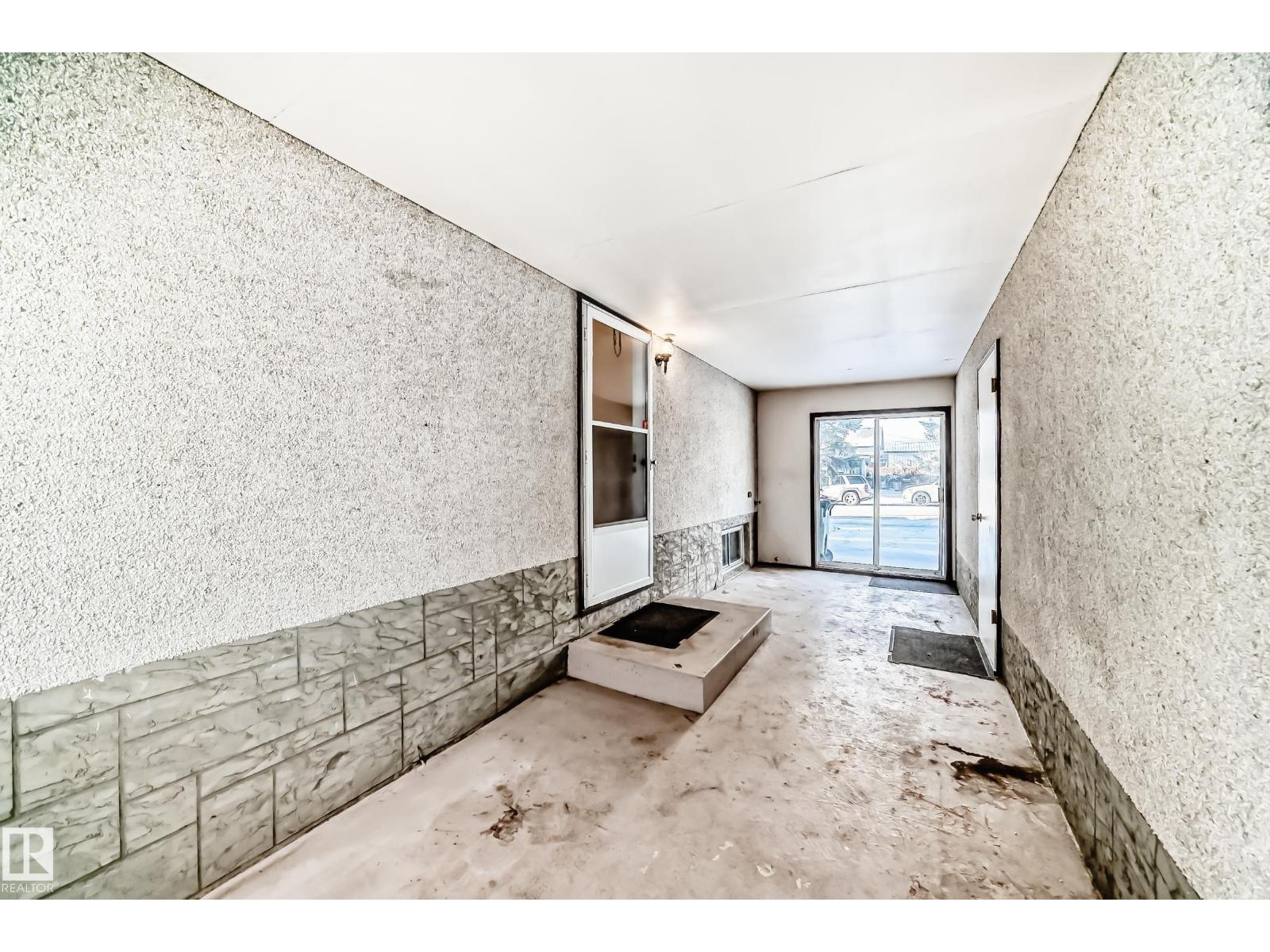 4813 52 AV, Stony Plain