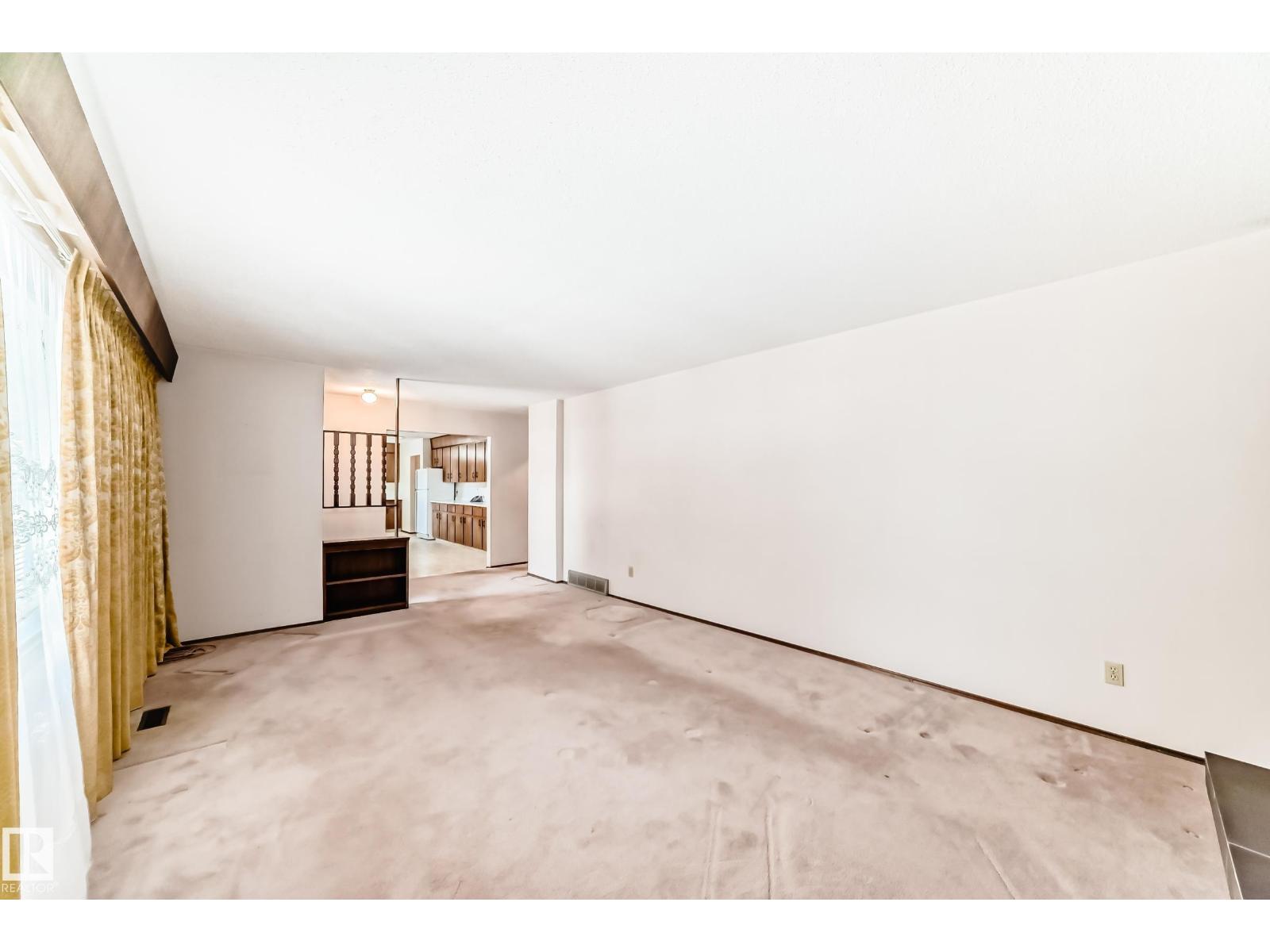 4813 52 AV, Stony Plain