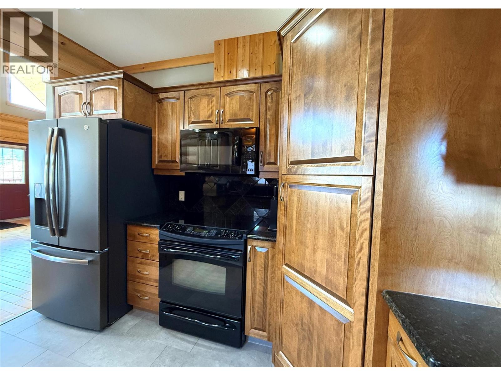 940 313TH DRIVE - 10