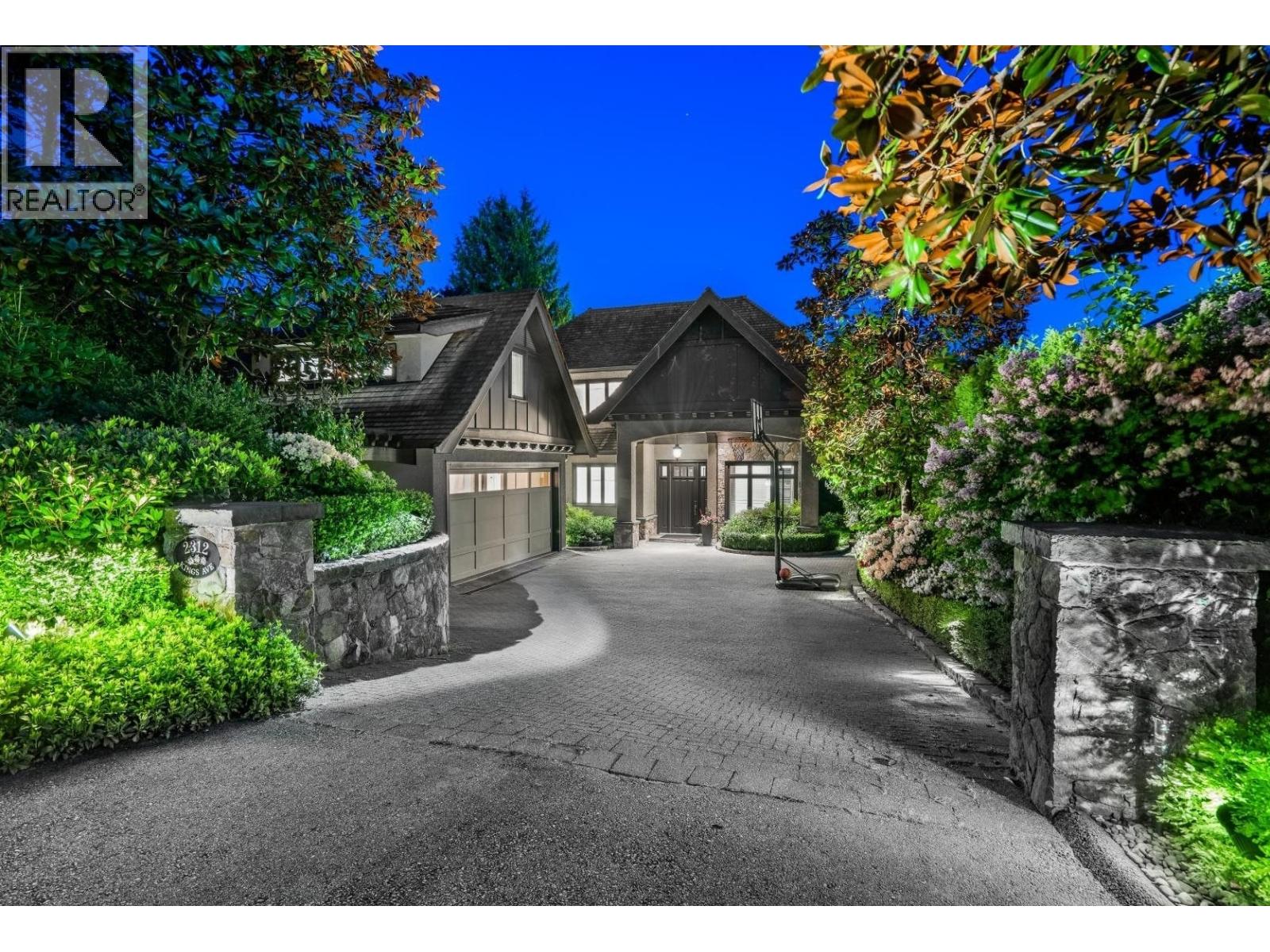 2312 KINGS AVENUE, West Vancouver