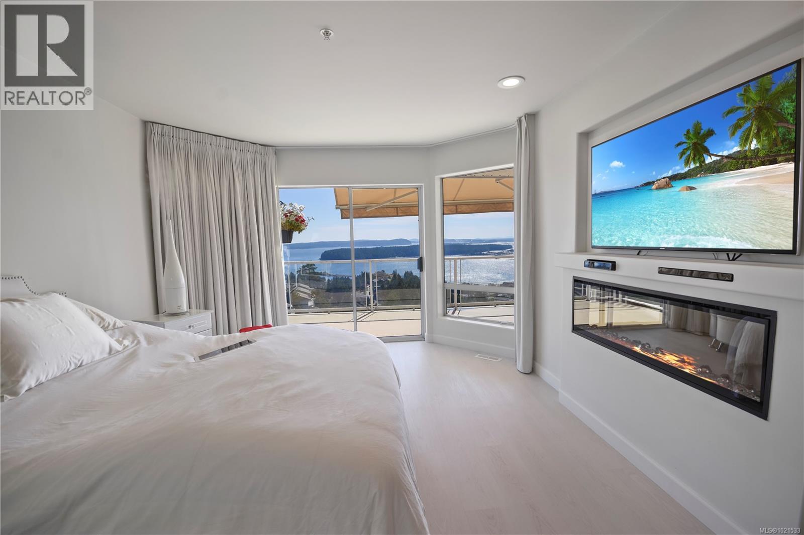 3359 Edgewood Dr, Nanaimo