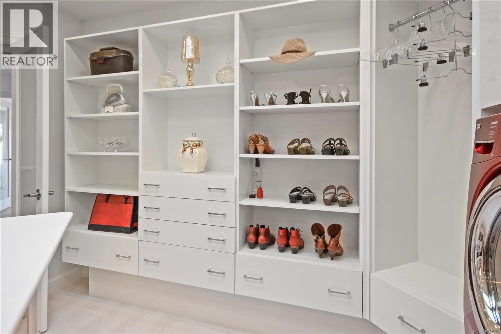 3359 Edgewood Dr, Nanaimo