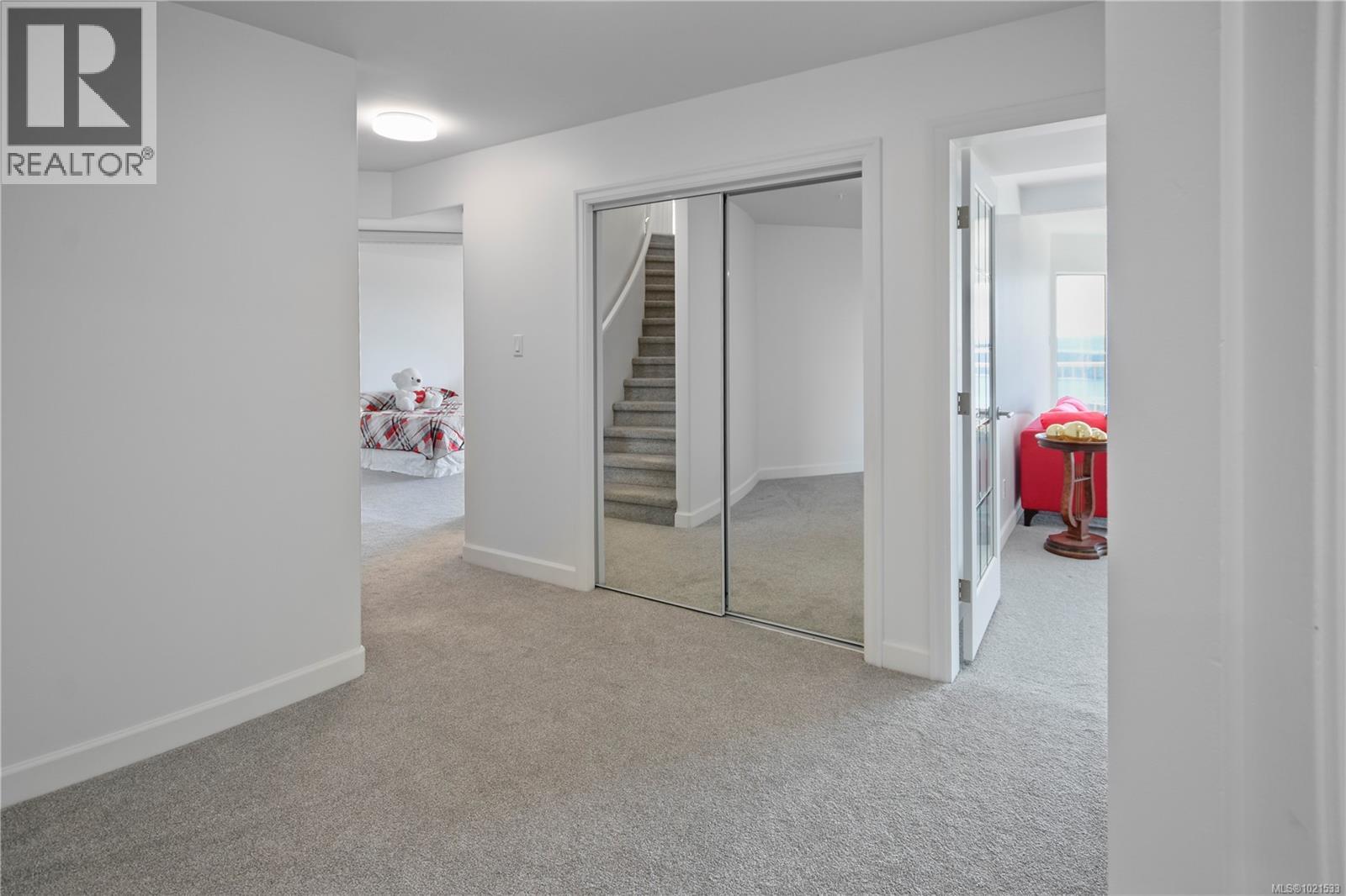 3359 Edgewood Dr, Nanaimo