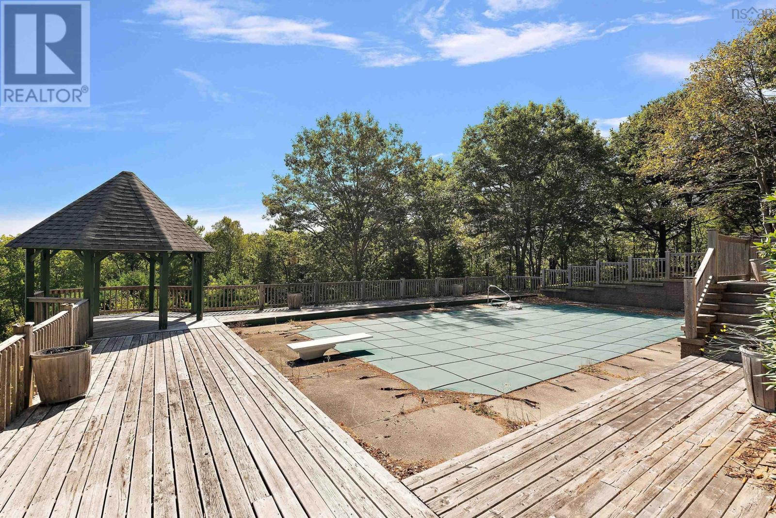 Property 33 of 41 of 189 Hwy 3