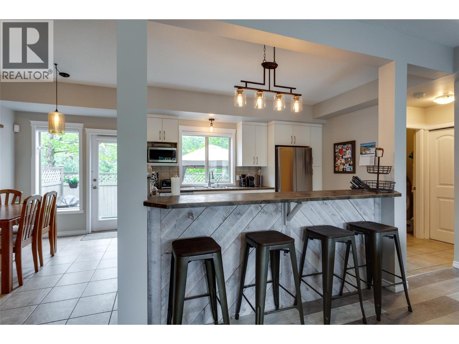 15 1798 Olympus Way, West Kelowna